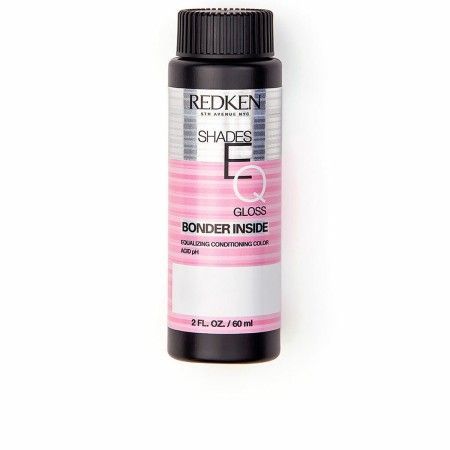 Coloração Semipermanente Redken Shades Eq 010VV-9.22 (3 x 60 ml) de Redken, Coloração semipermanente - Ref: S05100823, Preço:...
