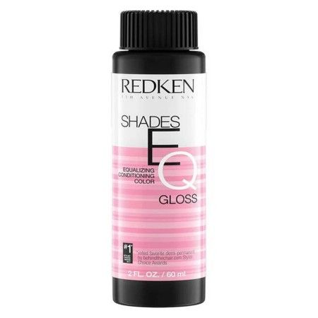 Coloration Semi-permanente Redken Shades Eq Na 08NA volcanic (3 Unités) (3 x 60 ml) de Redken, Coloration semi-permanente - R...