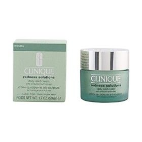Creme gegen Hautrötungen Clinique Redness Solutions (50 ml) von Clinique, Feuchtigkeitscremes - Ref: S4501999, Preis: 52,13 €...