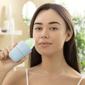 Rodillo Facial de Hielo Doble Riller InnovaGoods de InnovaGoods, Dispositivos tonificadores - Ref: V0103674, Precio: €12.69, ...