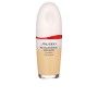 Base per Trucco Fluida Shiseido Revitalessence Skin Glow Nº 220 30 ml di Shiseido, Fondotinta - Rif: S05117264, Prezzo: 37,96...